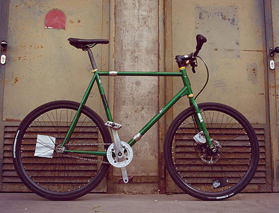 Individueller Fahrrad Aufbau Polo-Bike